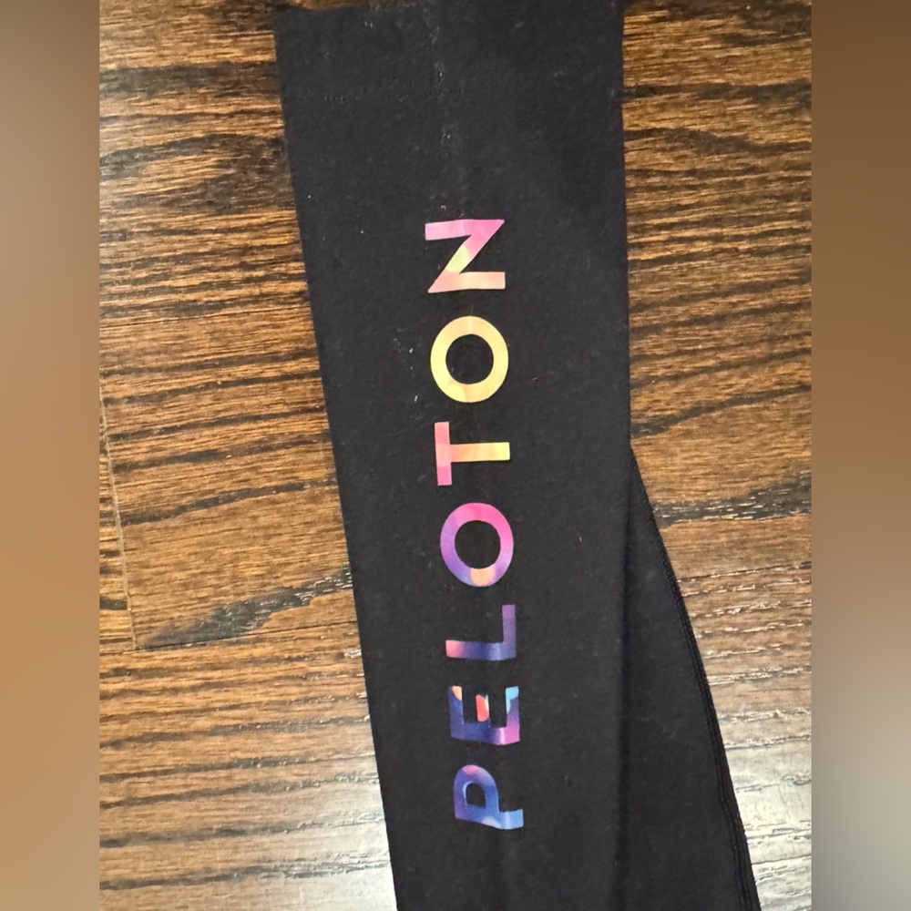 Peloton Cadence Rainbow Legging Size Xs - image 2